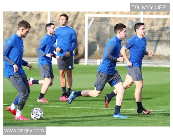 北京足球队在选拔赛中以80分稳居积分榜首位展现强劲实力